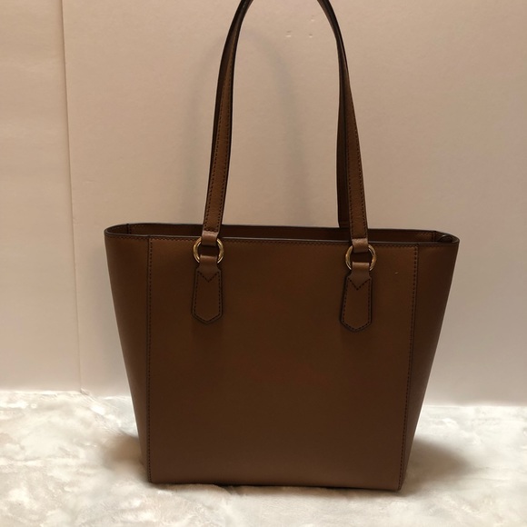 Michael KORS Joey Md Pocket Leather Tote - Picture 2 of 8